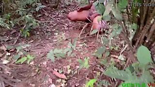 Fat ebony pussy tasted in hot bed action