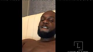 Livie Goes Wild with Rockhardo and Kitty in Bareback Action