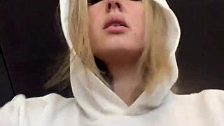 sapatona fica com muito tes�o na academia