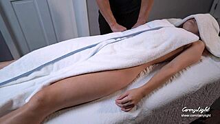 变态按摩师上手过猛水疗高潮客户惊呆