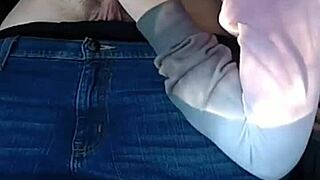 Teen Gives Public Blowjob in Car After Pickup