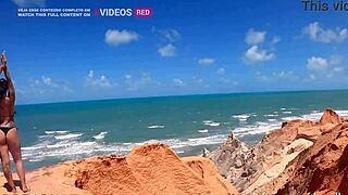 I'm fudendo on Morro Branco with dread hot facing the sea