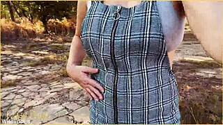 milf forgets panties, flashes shaved pussy under skirt for voyeur