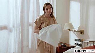 Can anal-curious milf Bonni Gee handle this special outdoor spa deepthroat?