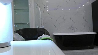 Hey girls, didn't expect this fake photo shoot to turn porn!