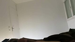 This live cam replay shows masturbation on May 7th