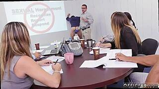 直男为钱参与BDSM同志玩法，超刺激