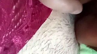 Vino tinto makes my woman moan deliciously