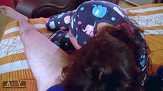 ay hermanastra, ya te dije no te metas a mi cuarto