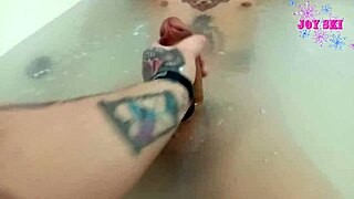 While hubby’s at work, friend Fele eats my bare pussy