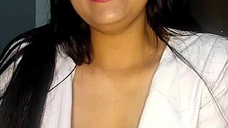 Hey, do you like a hot nurse's juicy pussy?