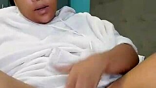 Morning glory with sexy Phangisile using toys for deep action.