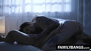 Stepsister Caught Sneaking for Lesbian 69 Action