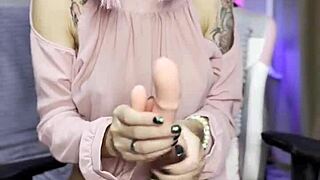 Girlfriend Tries New Santa Gift For Pussy Hot Orgasm