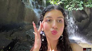 i got cum on my face in the locker room