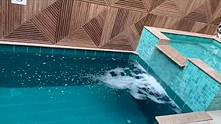 PUT MY LITTLE TOY IN MY TIGHT ASS, I'M CRAZY FOR A BIG DICK!!