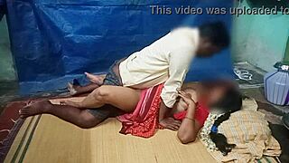 Whoa, Indian village couple’s real homemade sex is unreal!