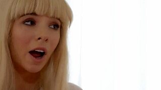 Hey stepmom, watch how I make myself squirt like this!