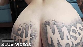 tattooed housewife sucks big cock.