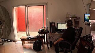 Party during behind the scenes of raquel milher.