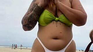 o virgem vai comer meu cu na praia na frente do marido