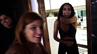 a suruba rolou solta com as quatro putinhas safadas