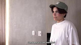 Delivery girls rated 5 stars for good service