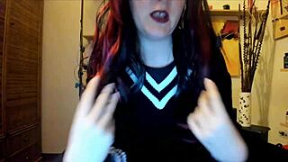 脏意大利袜子等着嘴舔崇拜