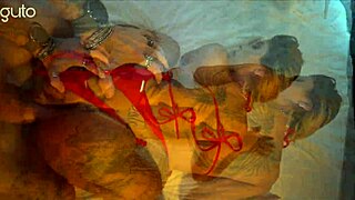 loira rabuda puts bikini aside. fode de quatro anal creampie with monster cock.