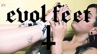 sexy alt girls worship my feet barefoot