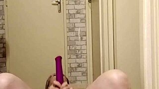 female slave endures humiliating uro and wc treatment