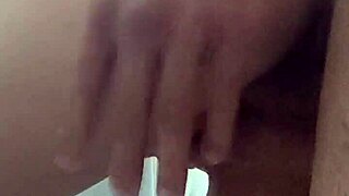 Hey neighbor, shower at my place? Ended up banging with tons of squirt orgasms!