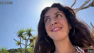 Hottie Sucks Dick On Public Beach, Walks With Cum On Face