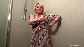 Blonde cougar goes wild with creampie