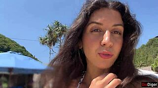 Hottie Sucks Dick On Public Beach, Walks With Cum On Face