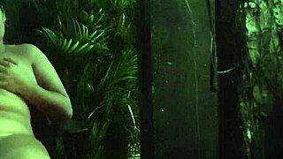 Amateur Latina Paty Bumbum Teasingly Offers Her Big Ass and Pussy to Fans in Car