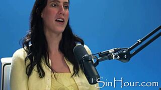 I Am A Kisser I Love Kissing - Cadence Lux