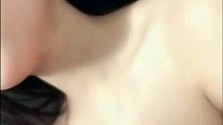 vietnamese student shows off her body at the party with friends