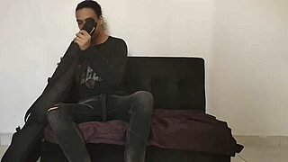 Andre Sucks Guitar Teacher Cock In Homemade Lesson