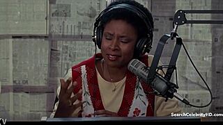 Jenna Jameson bares all in 1997 private footage