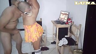 Al Final Luna La Venezolanita Tiene Orgasmo Anal Con Dedos