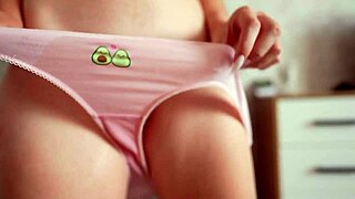 I'm So Desperate, Peeing Everywhere and Wetting My Panties!