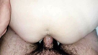 操我这骚熟女屁眼！自制硬核肛交狂干