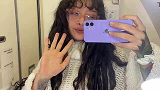 Look how I pee on my trip to Europe on the plane