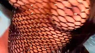 brasileira tarada precisa do meu pau duro na buceta dela para esquecer o ex