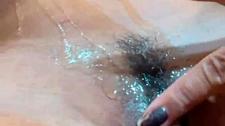 brasileira tarada precisa do meu pau duro na buceta dela para esquecer o ex