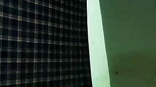 A shemale performs a hot mujra dance in a saree