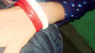 Husband and wife first honeymoon sex