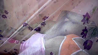 Desi college girl enjoys intense foreplay with boyfriend in hostel