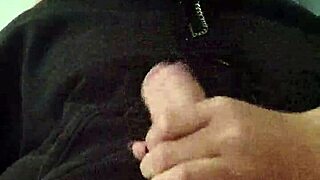 Wife looking for work outdoors with her big tits